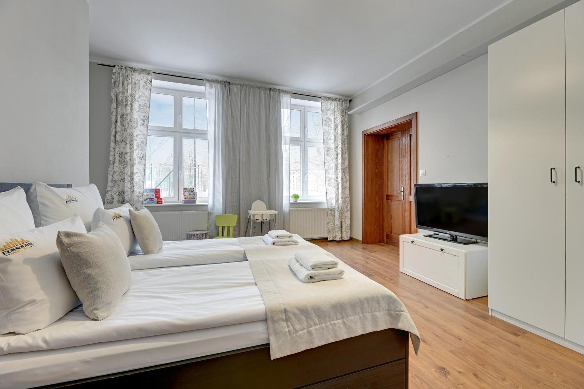 City Center, Art House & Family Stay By Downtown Apartments 格但斯克 外观 照片