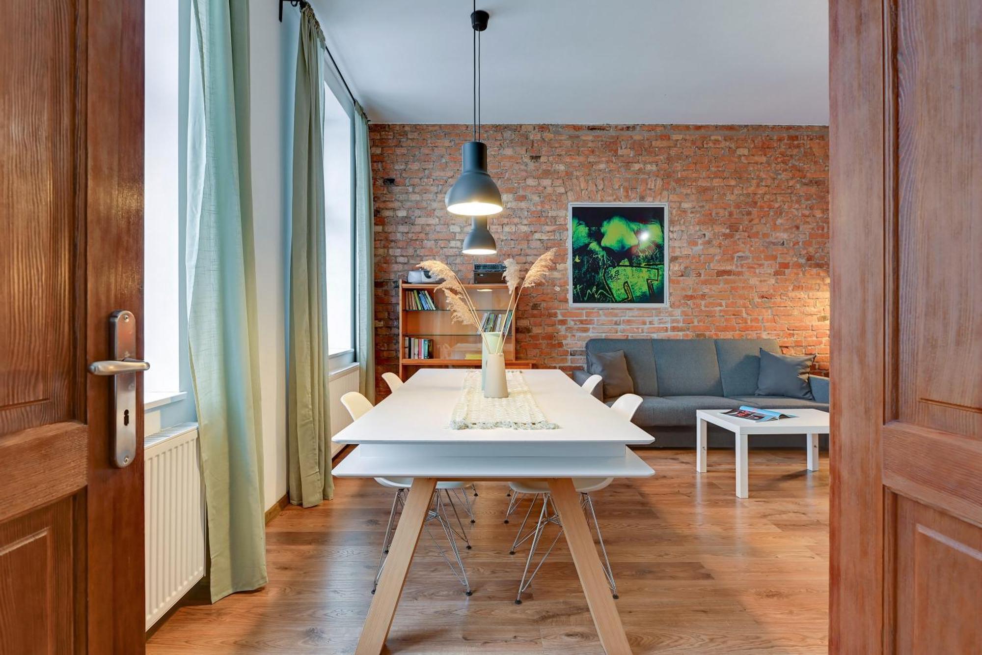 City Center, Art House & Family Stay By Downtown Apartments 格但斯克 外观 照片